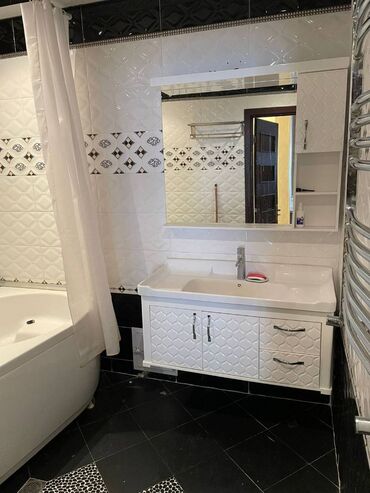 Günlük kirayə mənzillər: 3 otaqlı, Xətai r. r-nu — 13