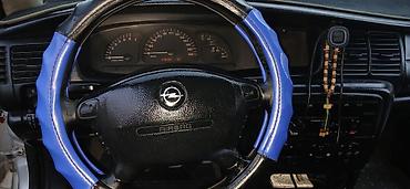 Opel: Opel Vectra: 2001 г., 1.8 л, Механика, Бензин, Универсал — 7