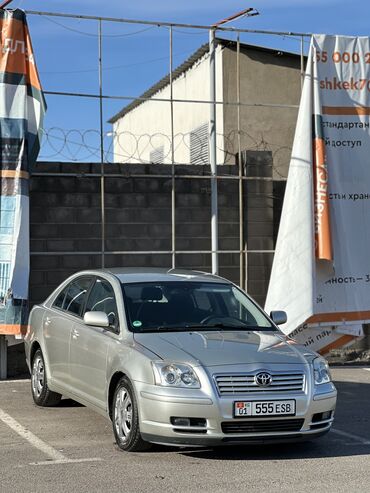 Toyota: Toyota Avensis: 2003 г., 1.8 л, Механика, Бензин, Хэтчбэк — 2