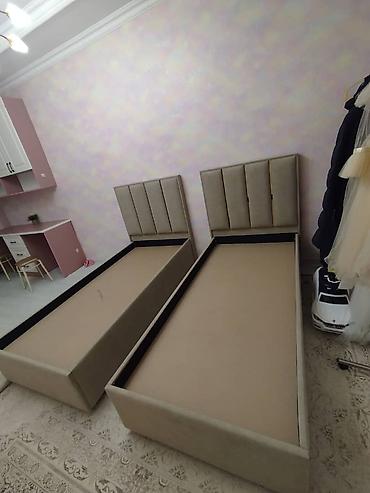 тумбочка с зеркалом в ванную: Шкаф-купе с зеркальными раздвижными дверями - 4 створки из — 3