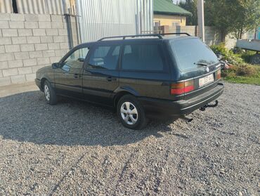 машина сервы: Volkswagen Passat: 1991 г., 1.8 л, Механика, Бензин, Универсал