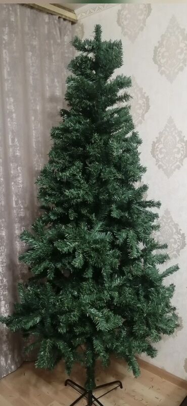 продажа новогодних елок: Новогодняя ёлка ПВХ Высота ёлки 180 см Веточки пышные Металлические