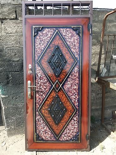 Metal qapılar – fərqli modellər - Material: qalın divarlı metal