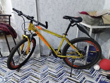 Şəhər velosipedləri: Velosiped yenidir. 3 gün sürülüb. 350 azn alınıb. 250 satılır. Real