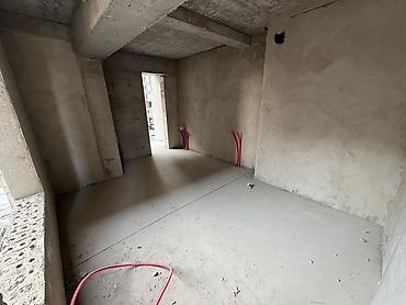 задаю: 3 комнаты, 117 м², Элитка, 6 этаж, ПСО (под самоотделку) — 4