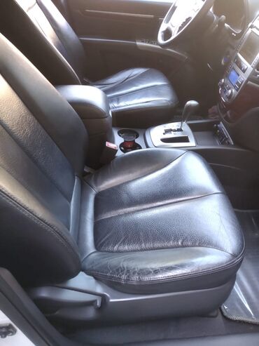 hunda h1: Hyundai Santa Fe: 2 l | 2011 il Universal