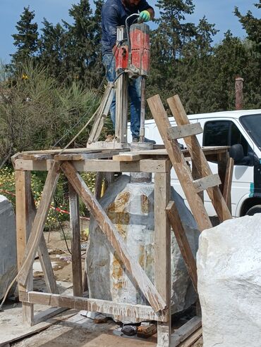 Digər tikinti xidmətləri: Xidmət: Beton və kərpic divarlarda deşiklərin karotla (diamond core — 7