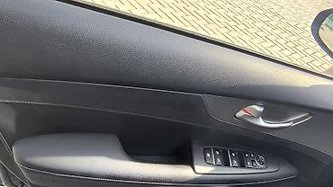 Kia: Kia K3: 2019 г., 1.6 л, Вариатор, Бензин, Седан — 16