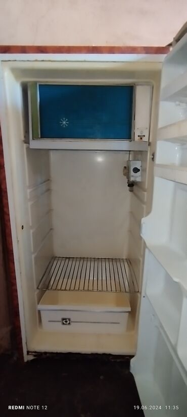 холодильник кызыл кыя: Холодильник сатылат абалы жакшы майы жок