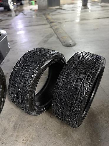 Продам новую зимнию резину 2 штуки 235/45/18