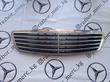 Панели, обшивки: Решетка радиатора Mercedes-Benz 2001 г., Б/у, Оригинал