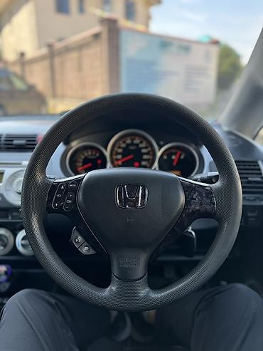 Honda: Honda Fit: 2001 г., 1.5 л, Вариатор, Бензин, Хэтчбэк — 19
