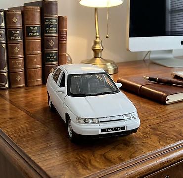VAZ (LADA): LADA 110 die-cast model avtomobil - Korpus: metal (die-cast) + — 1