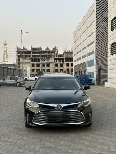 машины на кредит: Toyota Avalon: 2016 г., 2.5 л, Вариатор, Гибрид, Седан