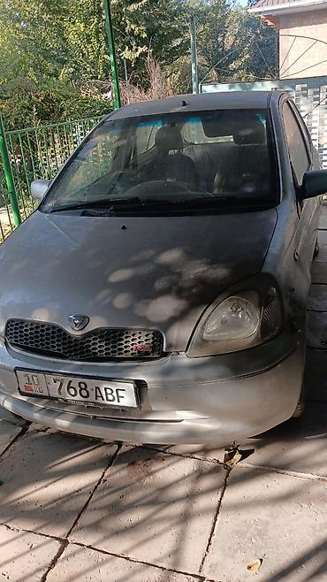 автомобиль для детей: Toyota Vitz: 1999 г., Автомат, Бензин, Хэтчбэк — 2