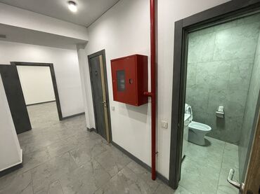 Аренда офисов: Сдаю Аренда офисов, 173 м², В бизнес центре — 13