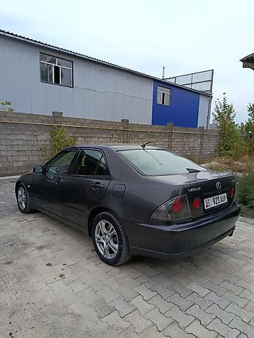 Lexus: Lexus IS: 2002 г., 2 л, Автомат, Бензин, Седан — 2