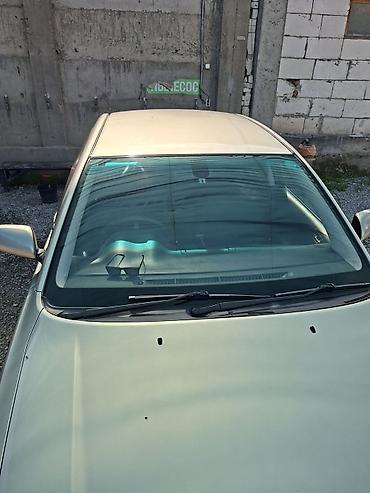 рул: Toyota Avensis: 2004 г., 2 л, Автомат, Седан — 2