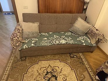 kunc divan islenmis: 3 nəfərlik divan - Rəng: açıq-qəhvəyi/taxta rənglərinə uyğun neytral — 3
