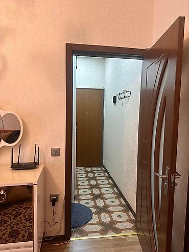 Mənzillər: Bakı, 1-ci mikrorayon, 2 otaqlı, Köhnə tikili, m. 20 Yanvar, 60 kv. m — 1