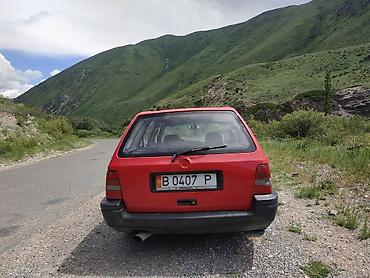 passat variant: Volkswagen Golf Variant: 1993 г., 1.6 л, Механика, Бензин, Универсал — 4