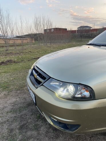 автомобиль митсубиси: Daewoo Nexia: 2010 г., 1.6 л, Механика, Бензин, Седан