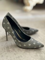 Туфли: 1500 сом все, летний обувь одевали один раз, Эконика брали 6000 сом — 7