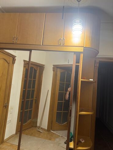 taxta pilekenler: Kupe, 2 qapılı Qarderob, paltar dolabı