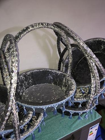 Декоративные корзины из бархатистой ткани с ручками и кисточками - at lalafo.kg Декоративные корзины из бархатистой ткани с ручками и кисточками -