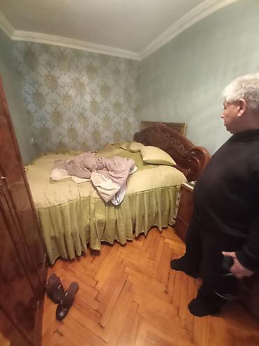 taxt matraslari: Satılır: Klassik üslubda mebel dəsti 2 eded kravat 1 neferlik Kunc — 3
