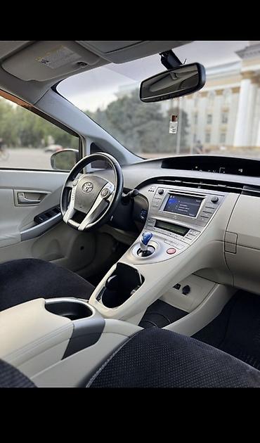e klass: Toyota Prius: 2014 г., Вариатор, Гибрид, Хэтчбэк — 8