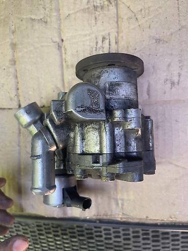 Двигатели, моторы и ГБЦ: Бмв привозные запчасти е60 активная рулевая рейка насосы гур моторы — 18