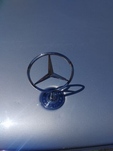 срочно срочно продаю машина: Mercedes-Benz 220: 1999 г., 3.2 л, Автомат, Газ, Седан