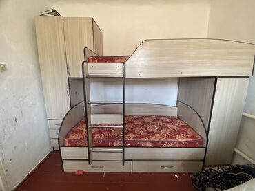 куплю мебель бу в бишкеке: 2х кровать почти новый качественный