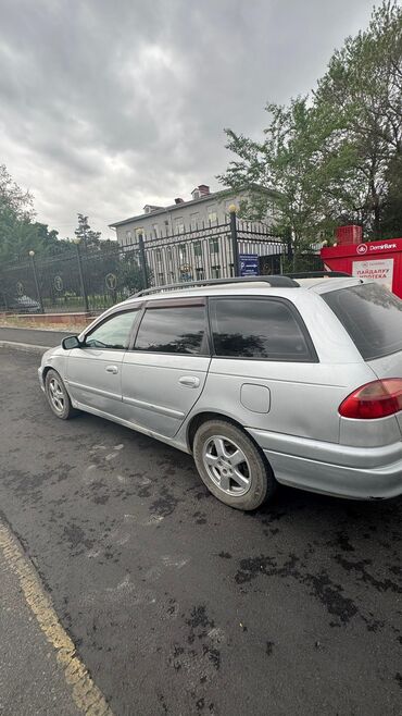 Toyota: Toyota Avensis: 2003 г., 1.8 л, Механика, Бензин, Универсал