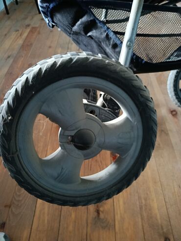 Gəzinti arabaları: İki tutacaqlı araba, Yeni, Cins: Oğlan, Yaş: 1-6 ay, Pulsuz çatdırılma — 9