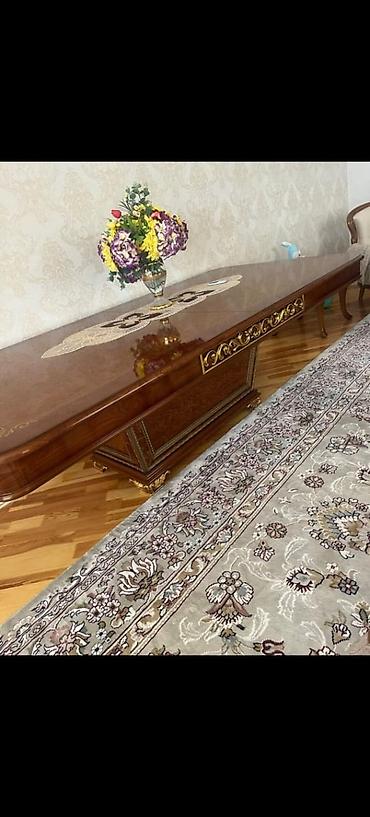 Açılan tək masa 280 manat əla vəziyyətdə ünvan Lökbatan. Mətiş