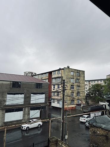 Uzunmüddətli kirayə mənzillər: Ev sahibiyəm Vasitəçi deyiləm. 3 Mərtəbəli Apartman. 3 cü mertebesi👍🏻 -da lalafo.az — 9 Uzunmüddətli kirayə mənzillər: Ev sahibiyəm Vasitəçi deyiləm. 3 Mərtəbəli Apartman. 3 cü mertebesi👍🏻 — 9