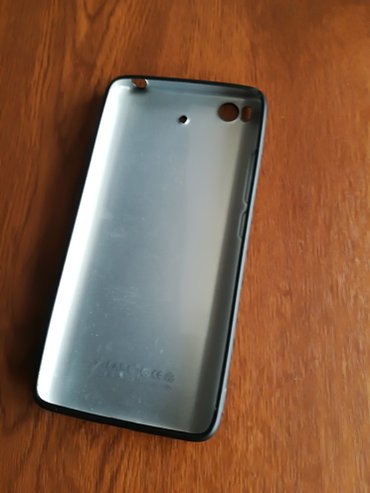 очки для телефона и компьютера: Продаю чехол на xiaomi mi 5s. Новый. Цена 100 сом