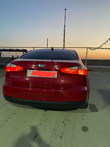 zaslonka: Kia Forte: 1.8 l | 2014 il Sedan — 2