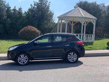 Hyundai: Hyundai ix35: 2.4 l | 2010 il Krossover — 4