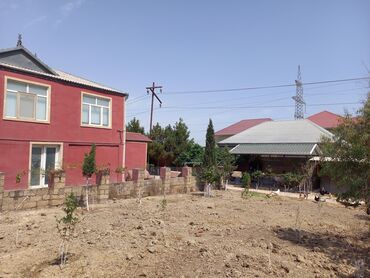 Həyət evləri və villaların satışı: Satışa təqdim olunur: həyəti və bağ sahəsi olan iki mərtəbəli fərdi — 16