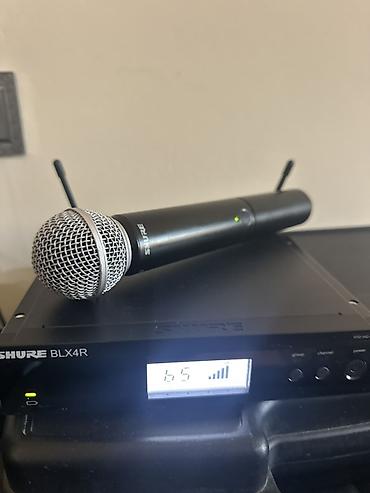 Shure sm58 blx4r ekranli model Original. Qirilma yoxdur. Super