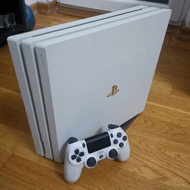 rotirajuca cetka za feniranje: Prodajem PS4 PRO verziju White Edition od 1T u odlicnom stanju ! ! !  