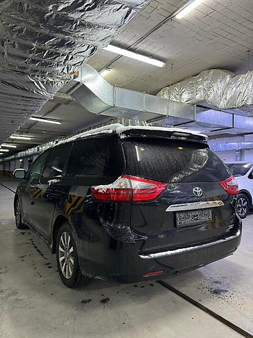 Toyota: Toyota Sienna: 2019 г. — 3