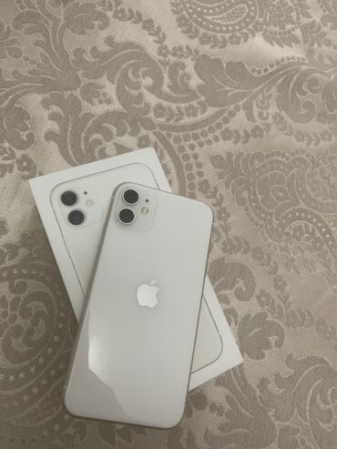Apple iPhone: IPhone 11, 128 GB, White Titanium, Face ID