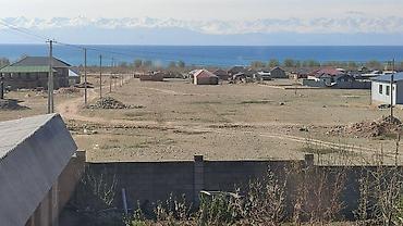 Продажа коттеджей и домов: Продаю дом на Иссык Куле, в с.Чон сары ой,участок 8 соток, до берега — 10