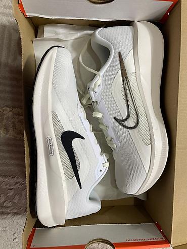 nike precision 5: Продаю кроссовки найк nike оригинал новые Заказали Не подошел размер — 5