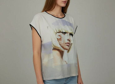 t shirty oversize calvin klein: Women`s T-shirt, size L (EU 40)