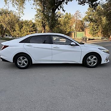 аванта 2021: Hyundai Avante: 2021 г., Бензин — 2